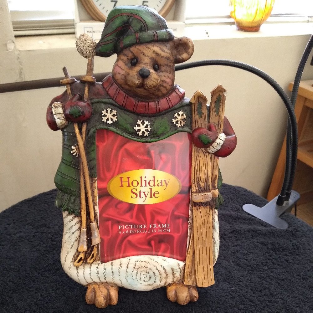 Holiday picture bear ready to ski 4 x 6 inch
